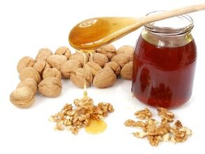Walnuts with honey as an aphrodisiac for men